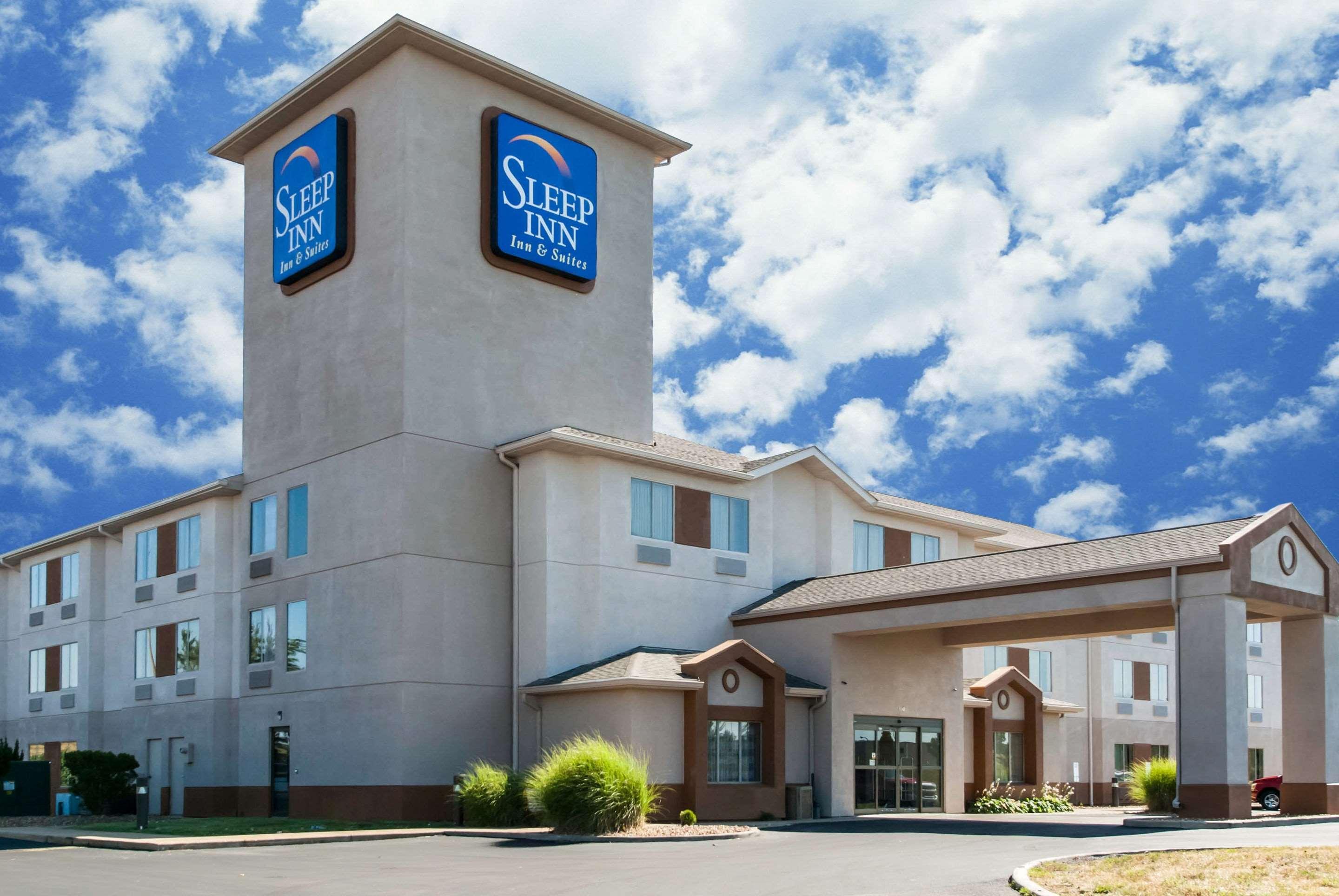 Saint Charles Sleep Inn מראה חיצוני תמונה